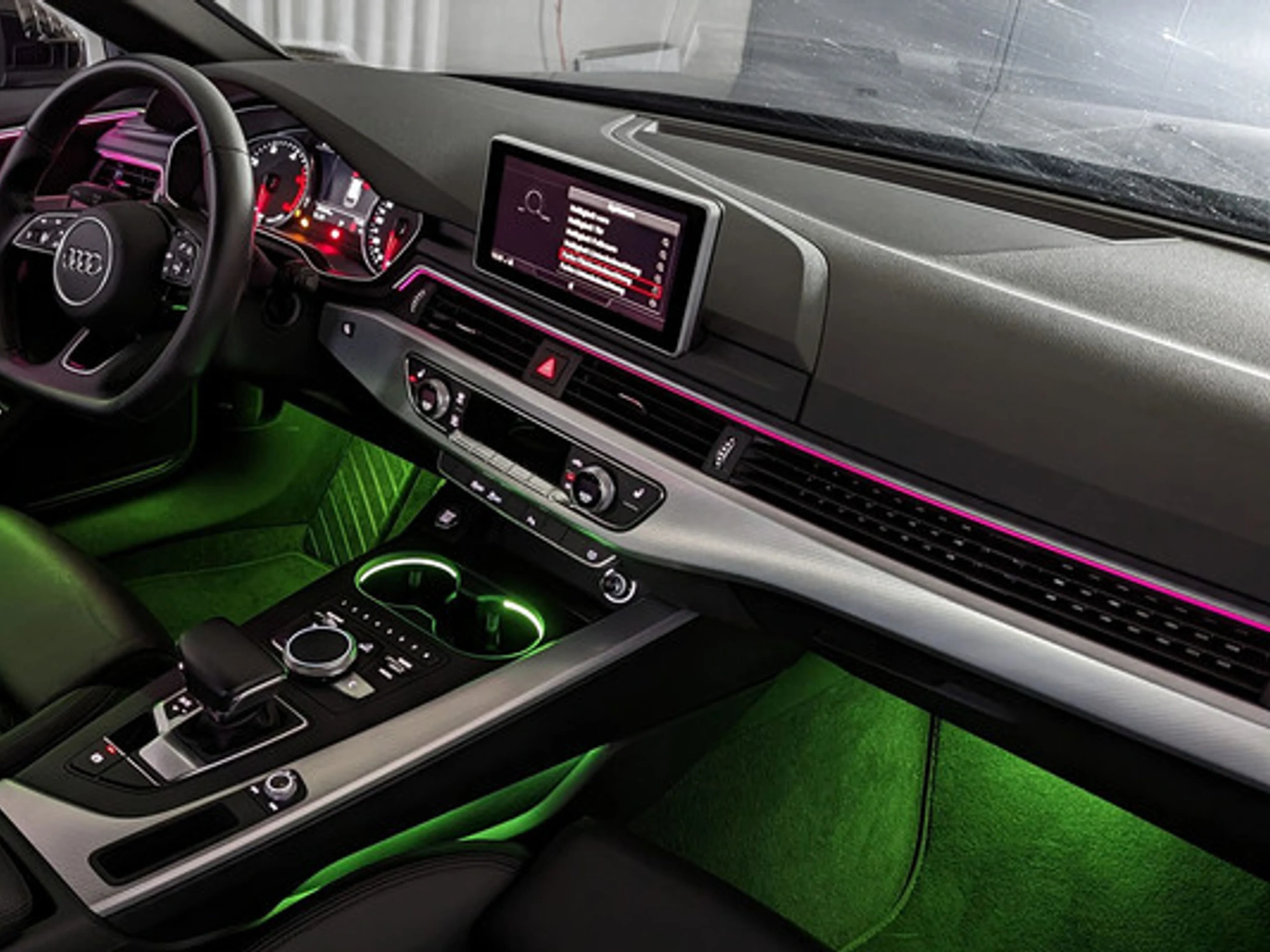 Iluminación Ambiental Audi A5 (2016-2023)