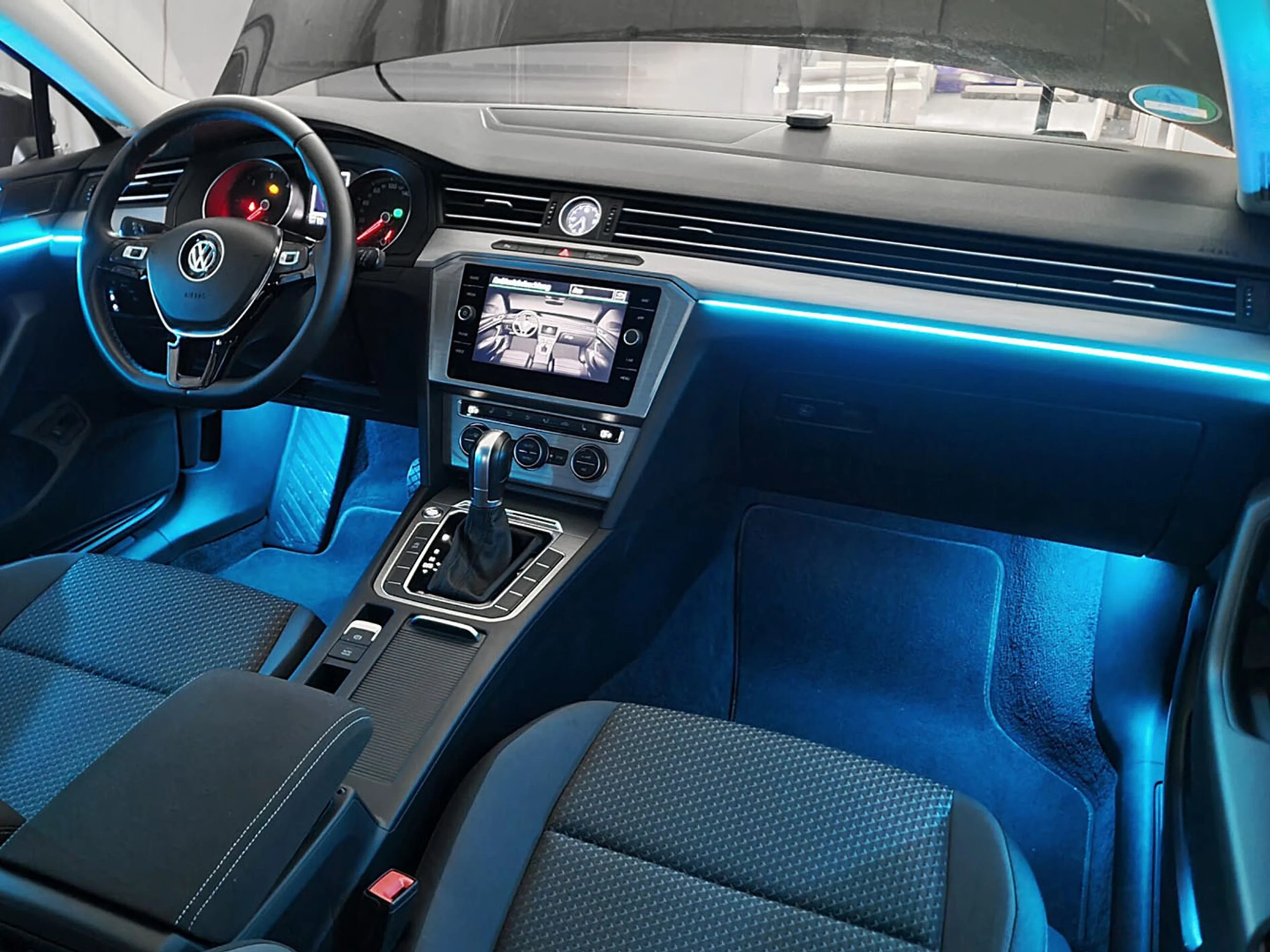 Iluminación Ambiental Volkswagen Passat (2014-2019)