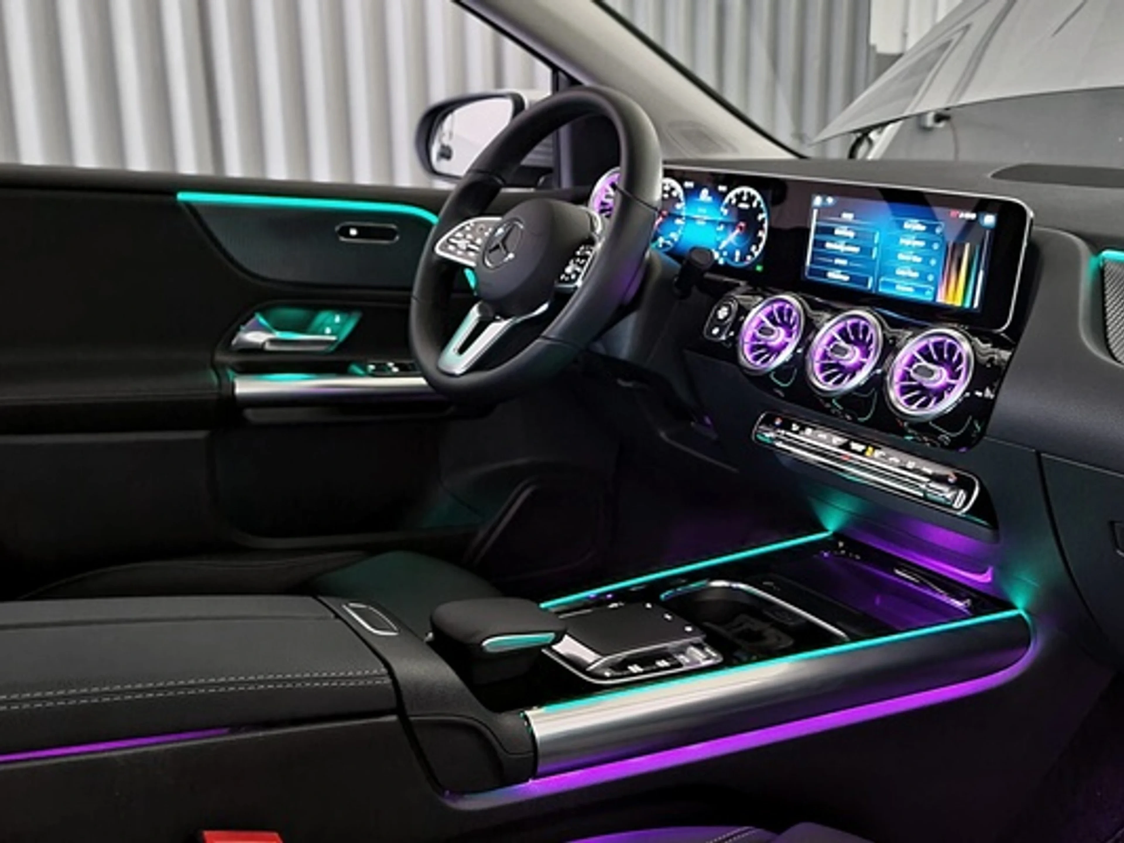 Iluminación Ambiental Mercedes-Benz GLA (2013-2020)