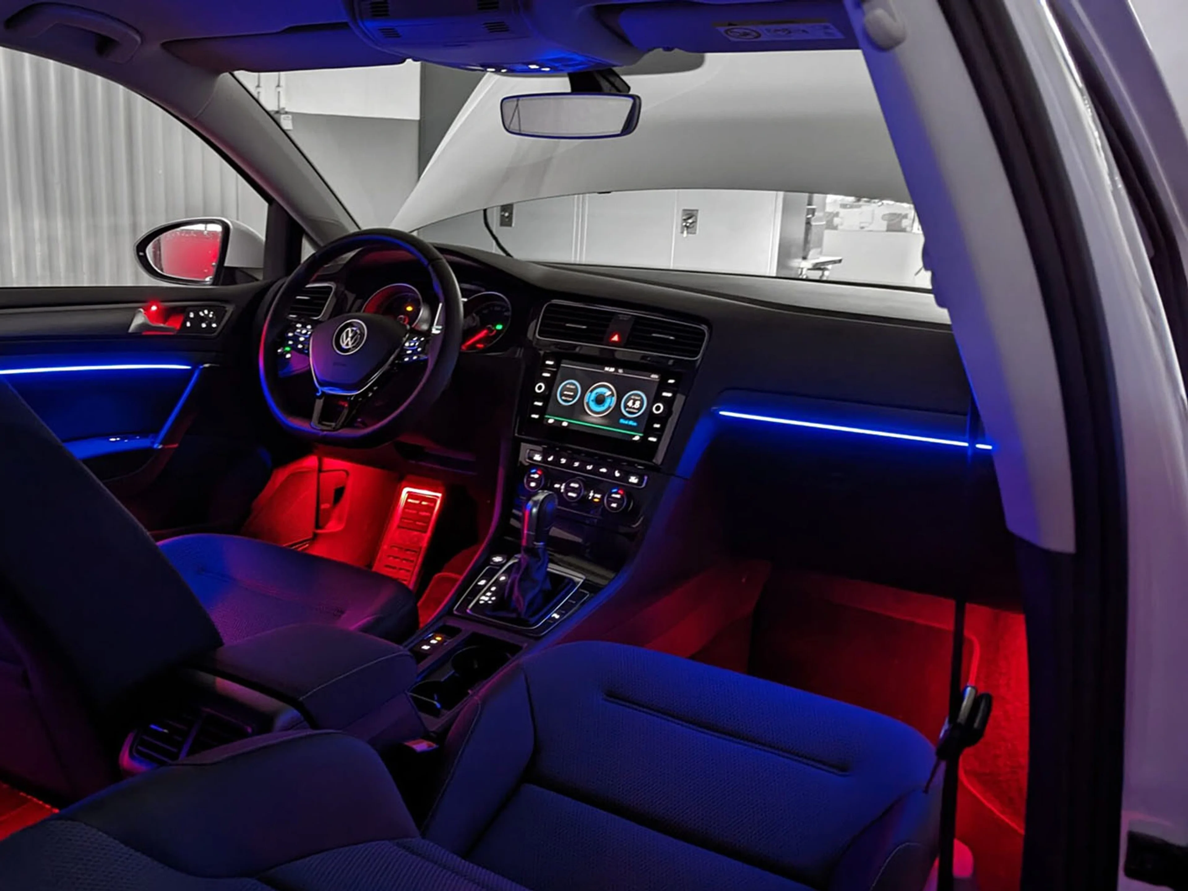 Iluminación Ambiental Volkswagen Golf (MK7)