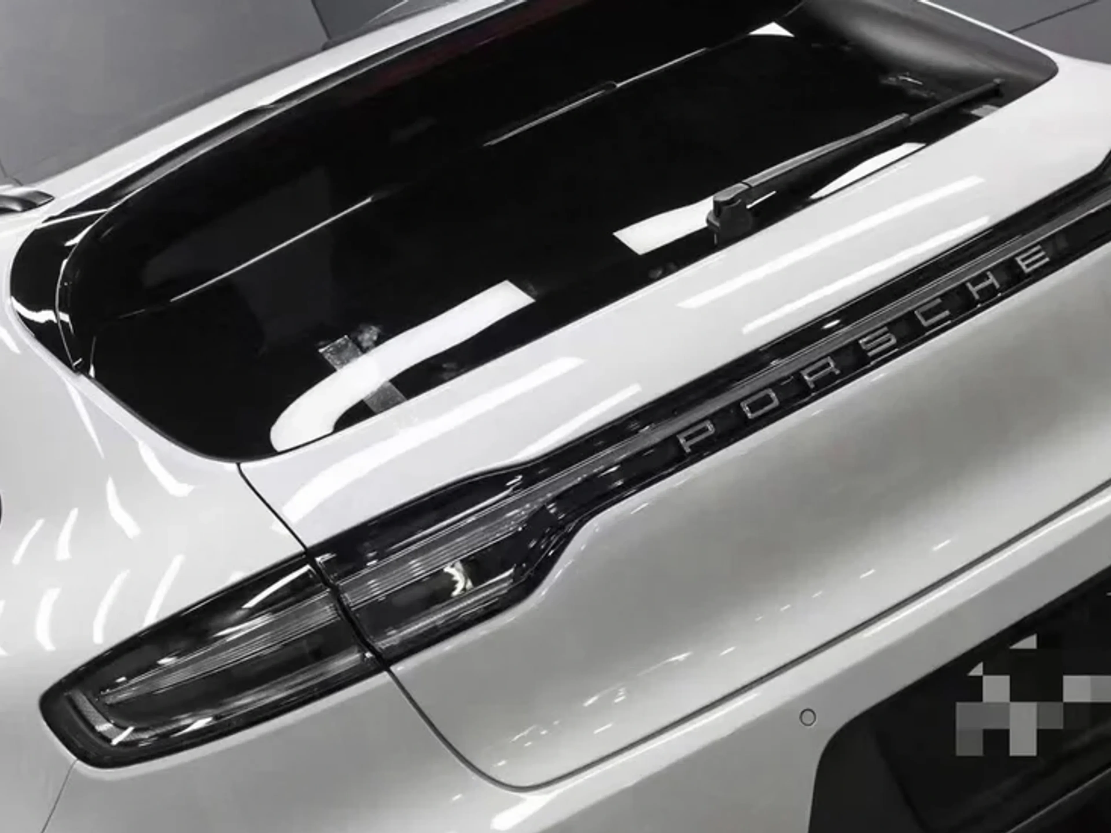 Upgrade Portón Trasero Porsche Macan