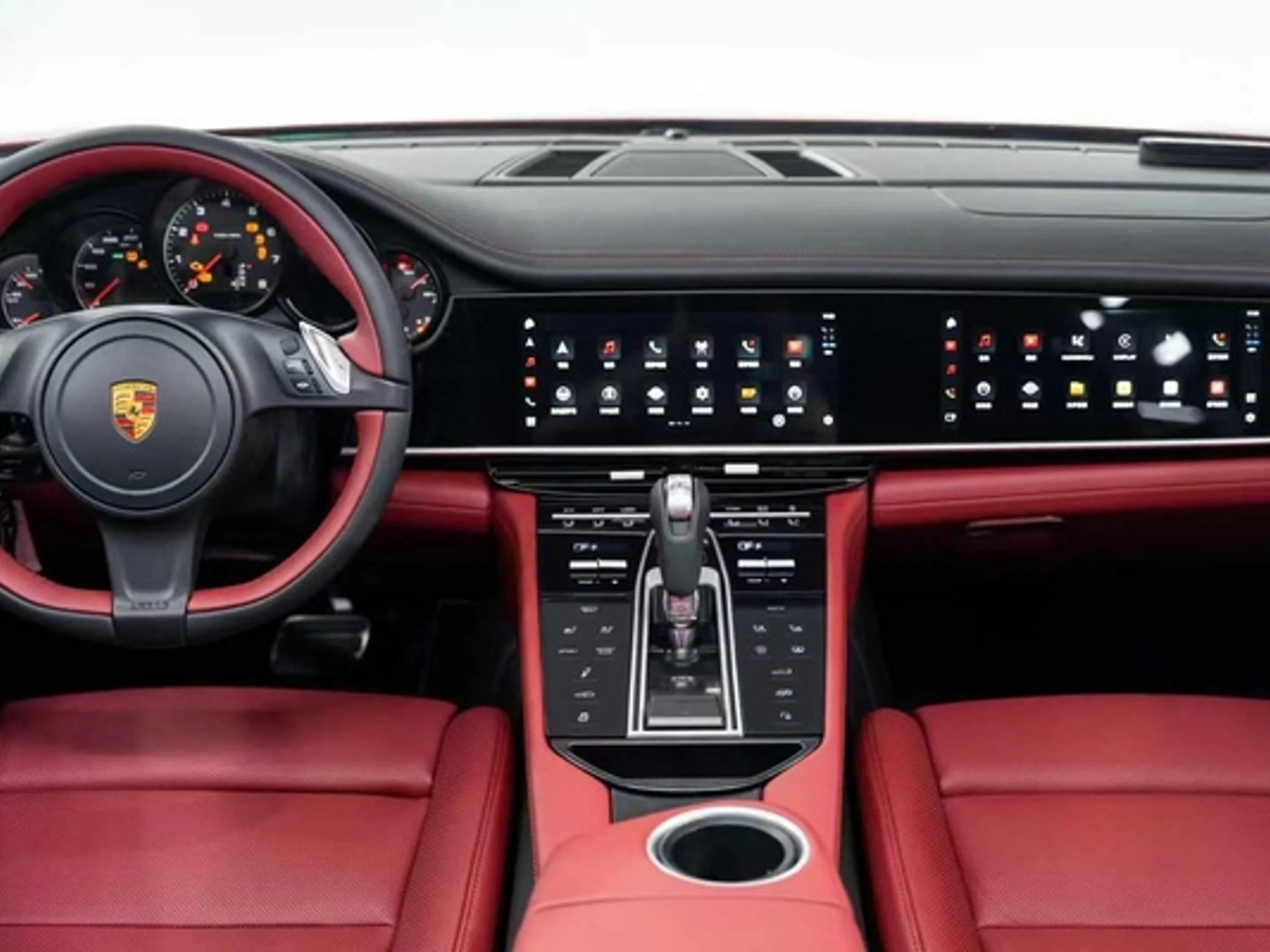 Pantalla Infinita Porsche Panamera