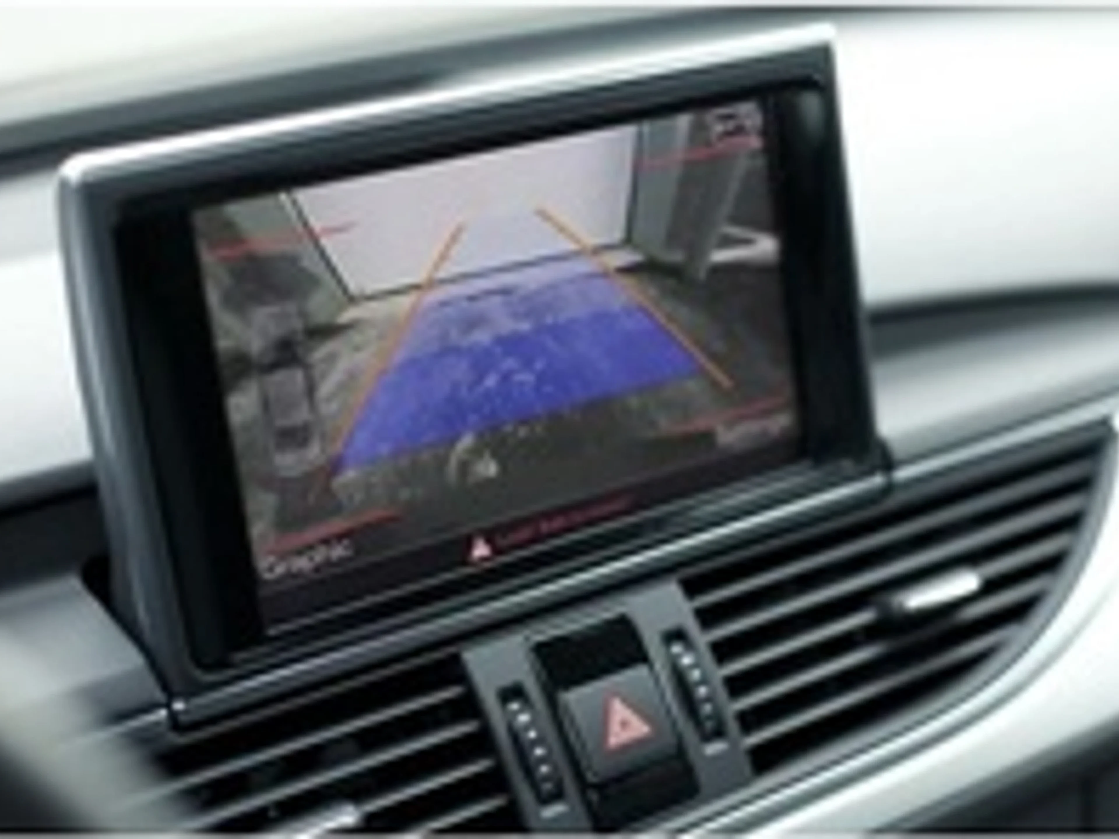 Cámara Trasera Específica para Audi Q5 (F3)