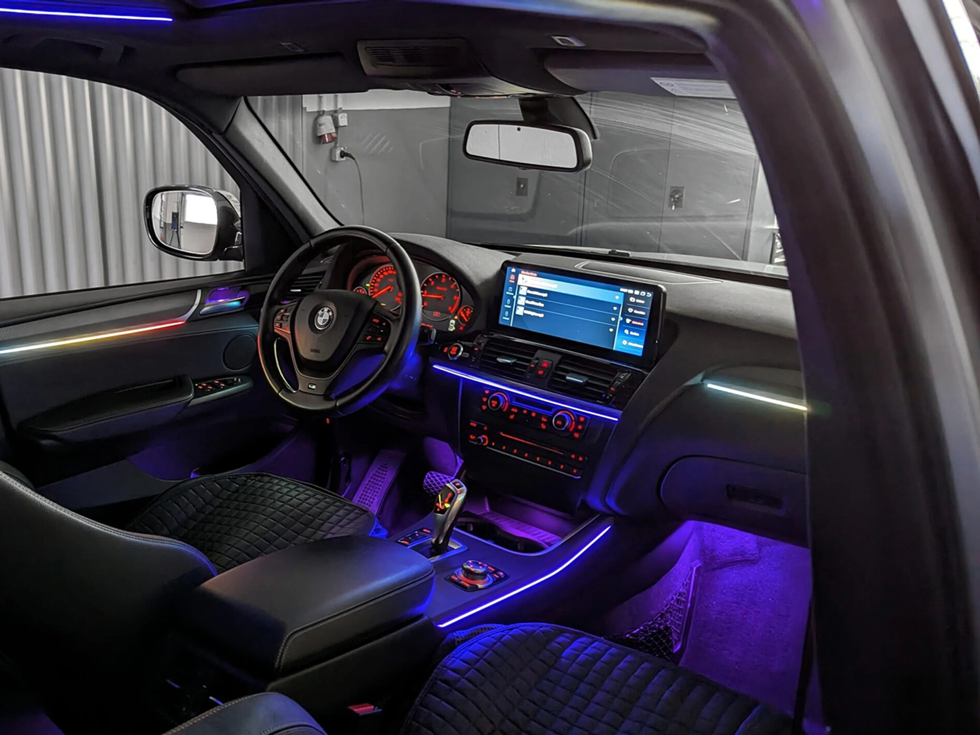 Iluminación Ambiental BMW X3 (F25)