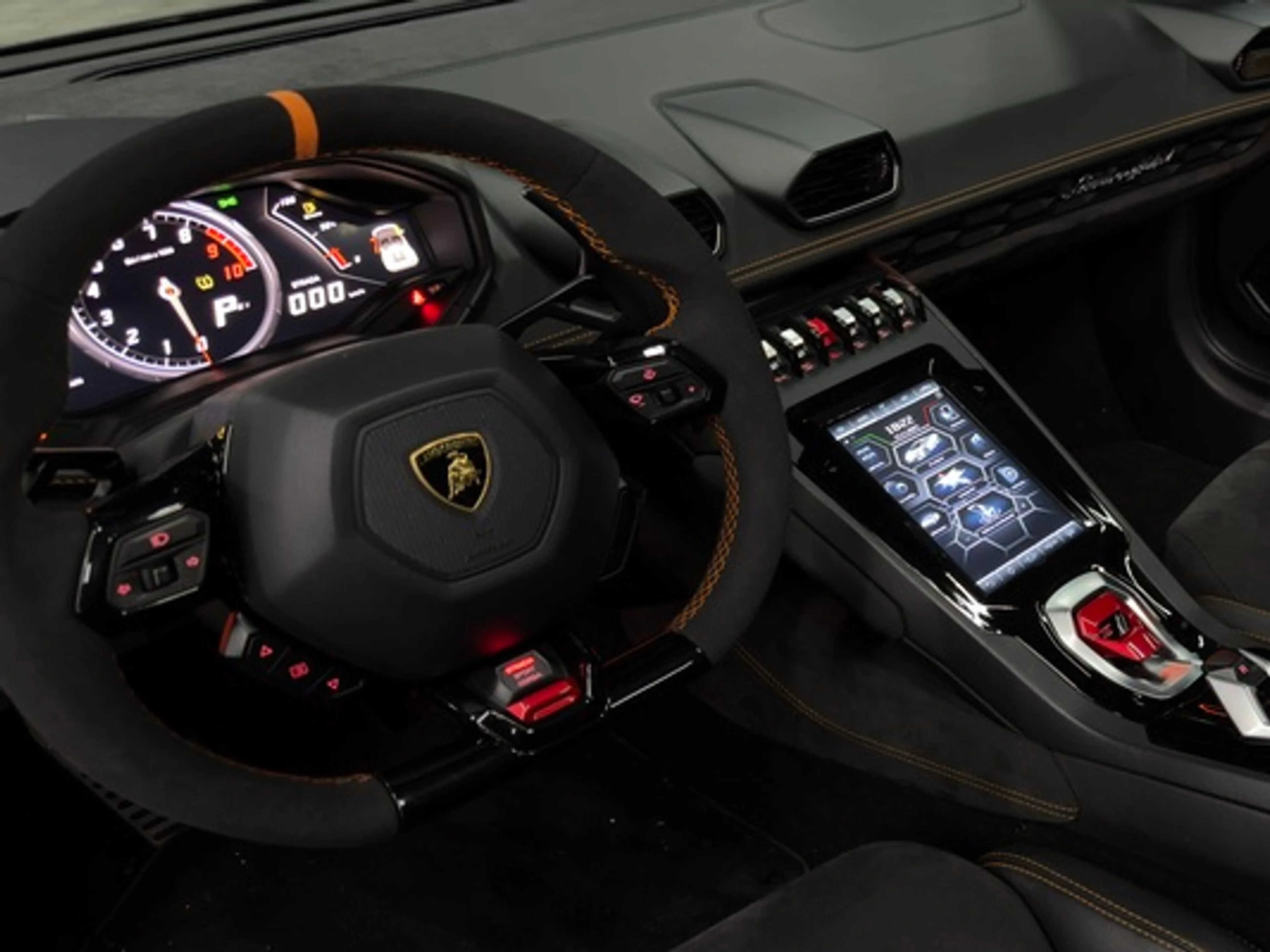 Consola Central Digital Lamborghini Huracán