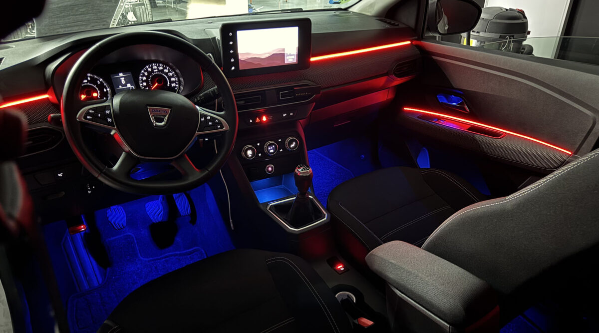 Iluminación ambiental Dacia Sandero - Imagen 4