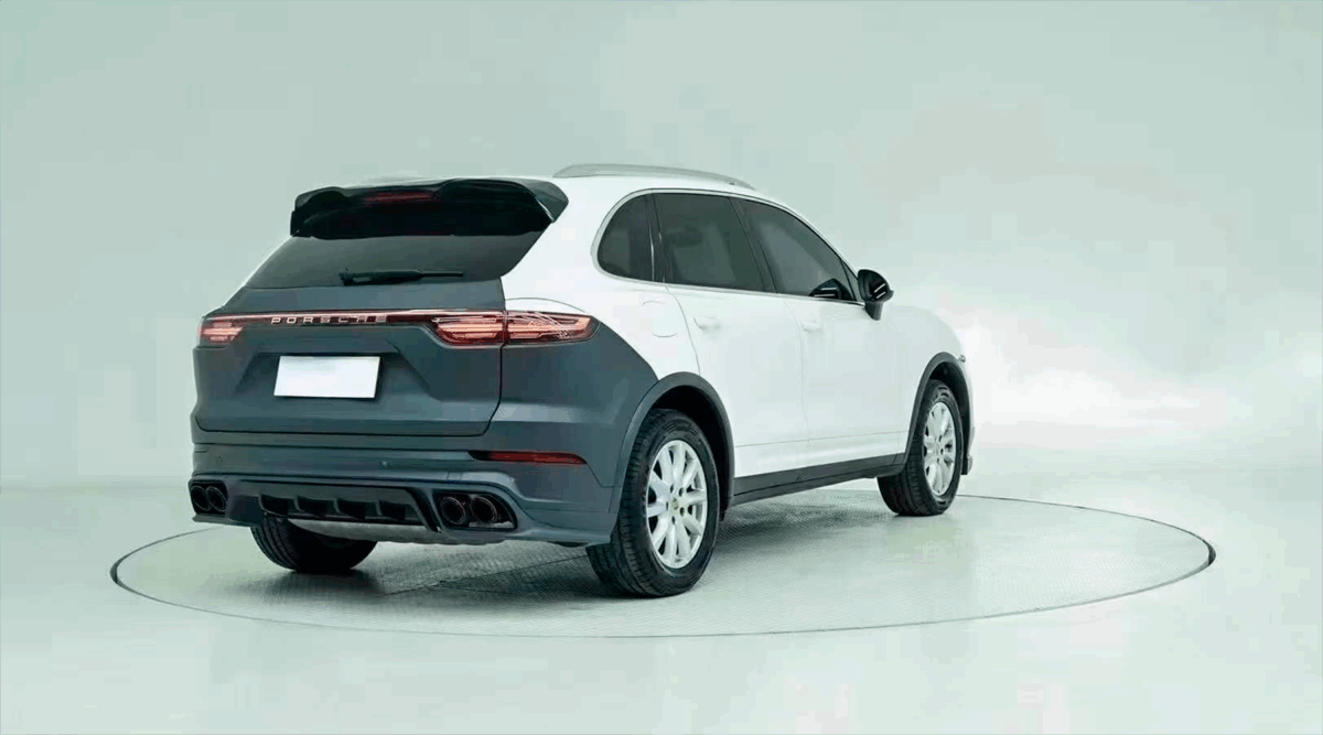 Upgrade Porton Trasero Porsche Cayenne - Imagen 3