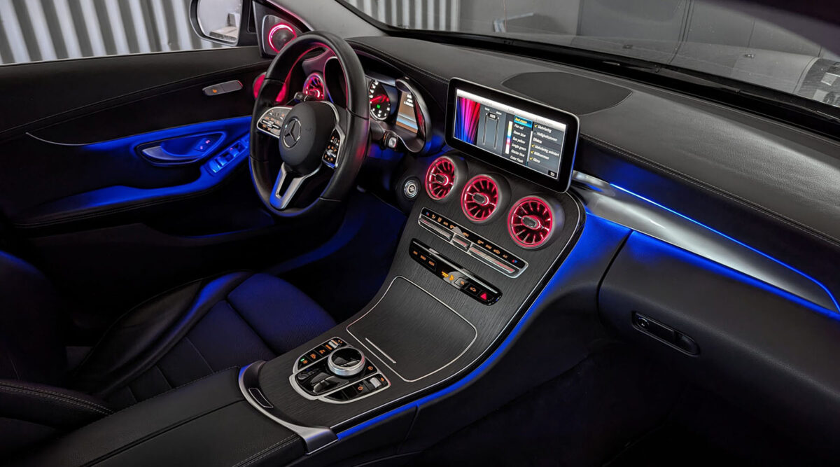 Iluminación Ambiental Mercedes-Benz Clase C (W205) - Imagen 8