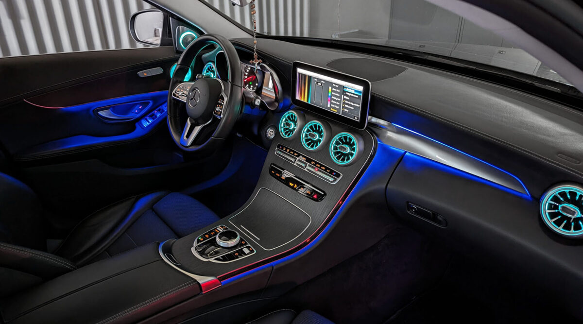 Iluminación Ambiental Mercedes-Benz Clase C (W205) - Imagen 10