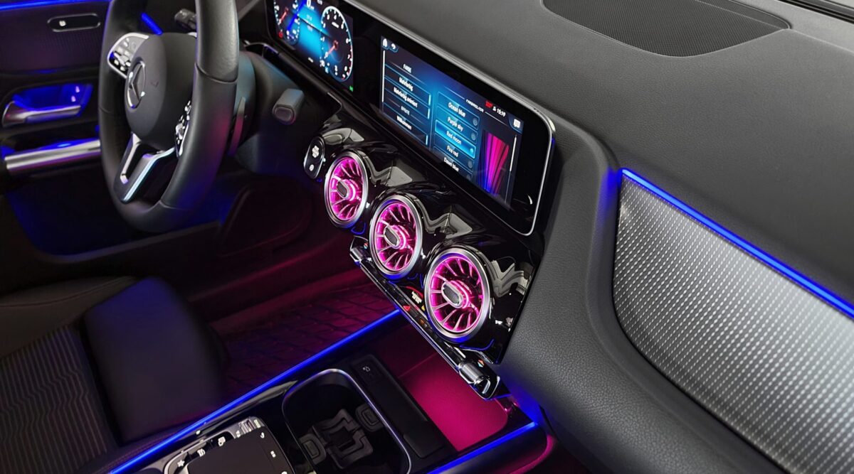Iluminación Ambiental Mercedes-Benz GLA (2013-2020) - Imagen 5