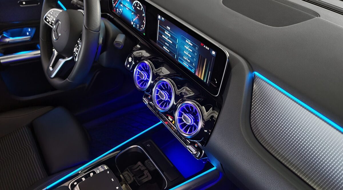 Iluminación Ambiental Mercedes-Benz GLA (2013-2020) - Imagen 6