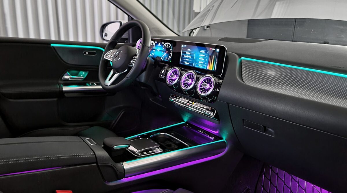 Iluminación Ambiental Mercedes-Benz GLA (2013-2020) - Imagen 8