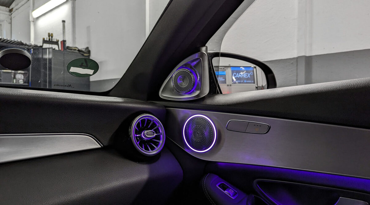 Iluminación Ambiental Mercedes-Benz Clase C (W205) - Imagen 2