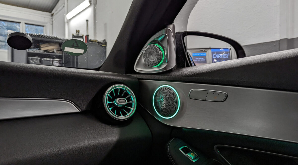 Iluminación Ambiental Mercedes-Benz Clase C (W205) - Imagen 4