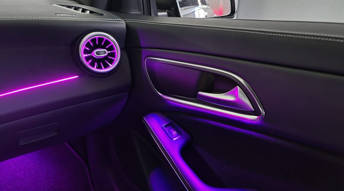 Iluminación Ambiental Mercedes-Benz CLA - Imagen 2