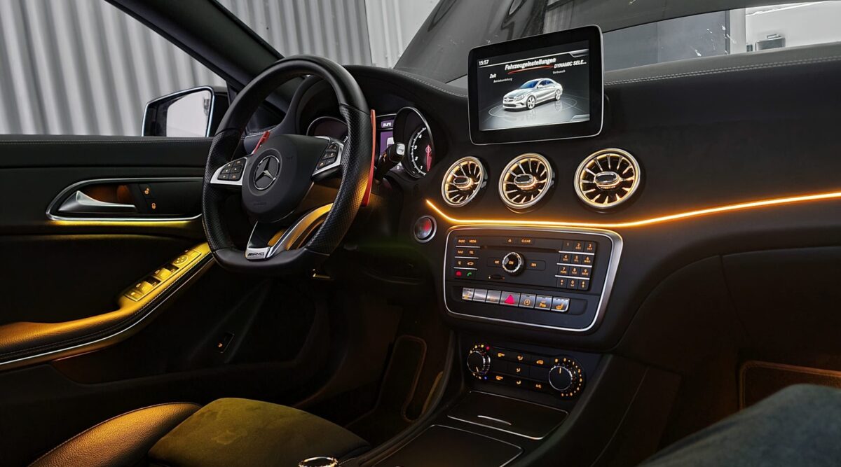 Iluminación Ambiental Mercedes-Benz CLA - Imagen 3