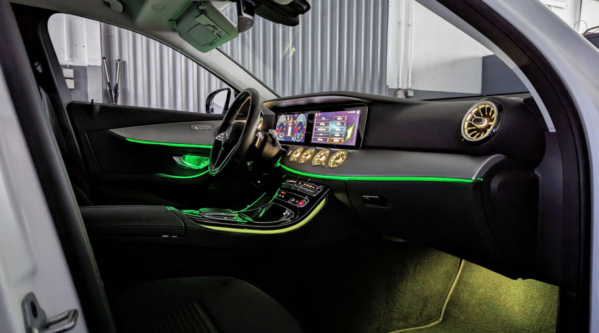 Iluminación Ambiental Mercedes-Benz Clase E (W213) - Imagen 4
