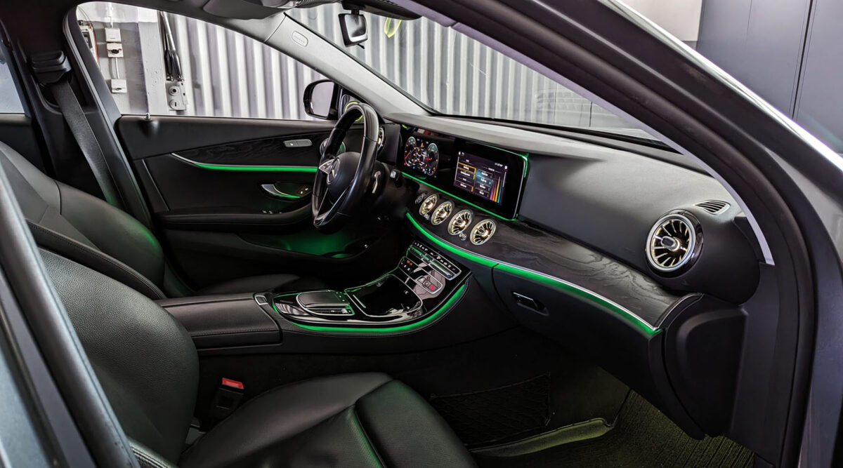 Iluminación Ambiental Mercedes-Benz Clase E (W213) - Imagen 6