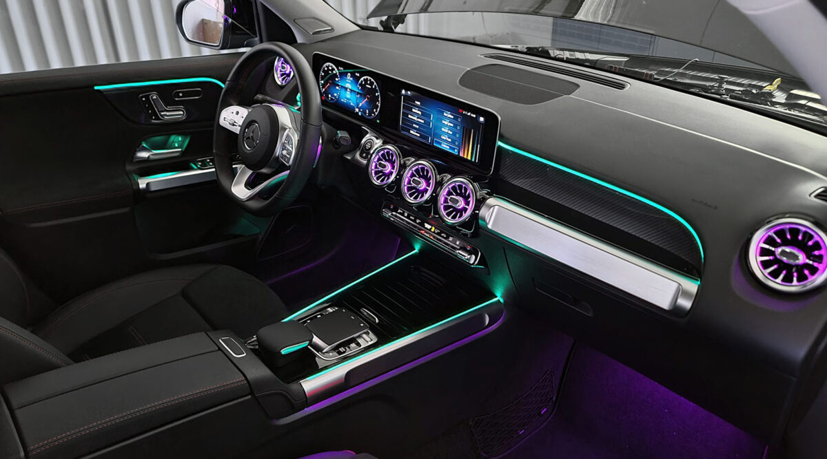 Iluminación Ambiental Mercedes-Benz GLB - Imagen 2