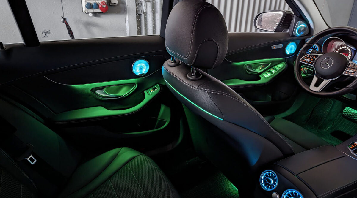 Iluminación Ambiental Mercedes-Benz Clase C (W205) - Imagen 13