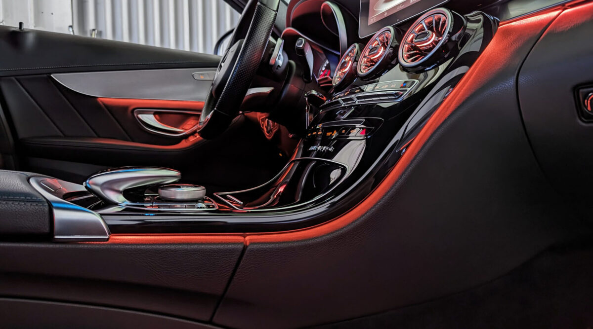 Iluminación Ambiental Mercedes-Benz Clase C (W205) - Imagen 14