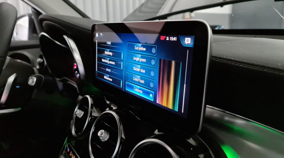 Iluminación Ambiental Mercedes-Benz GLC (2015-2022) - Imagen 10