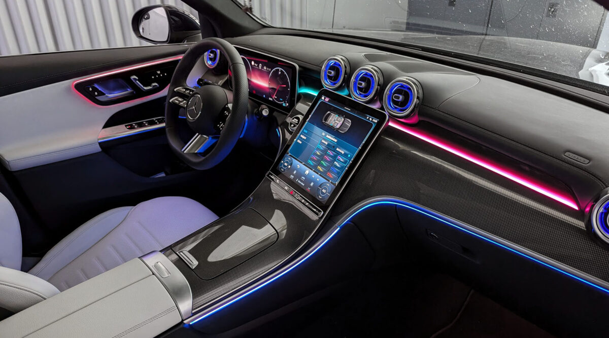 Iluminación Ambiental Mercedes Clase C (W206) - Imagen 6