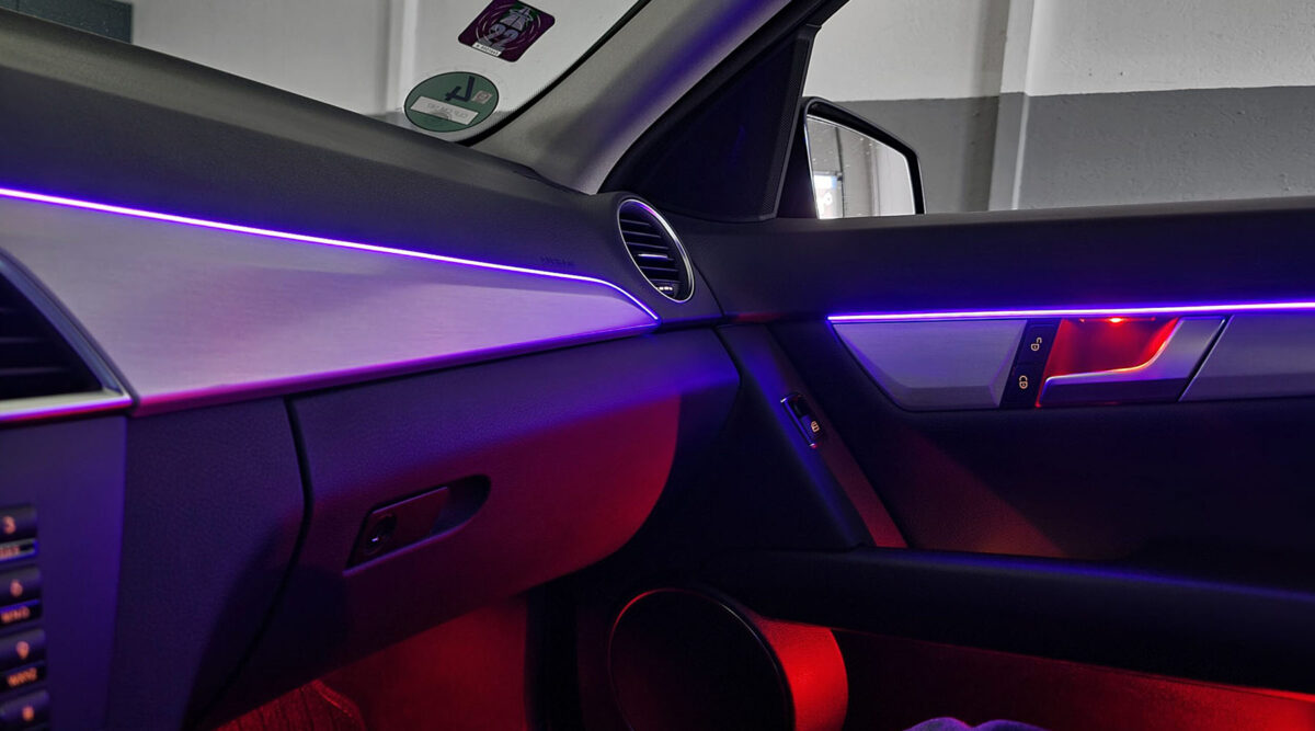 Iluminación Ambiental Mercedes-Benz Clase C (W204) - Imagen 4
