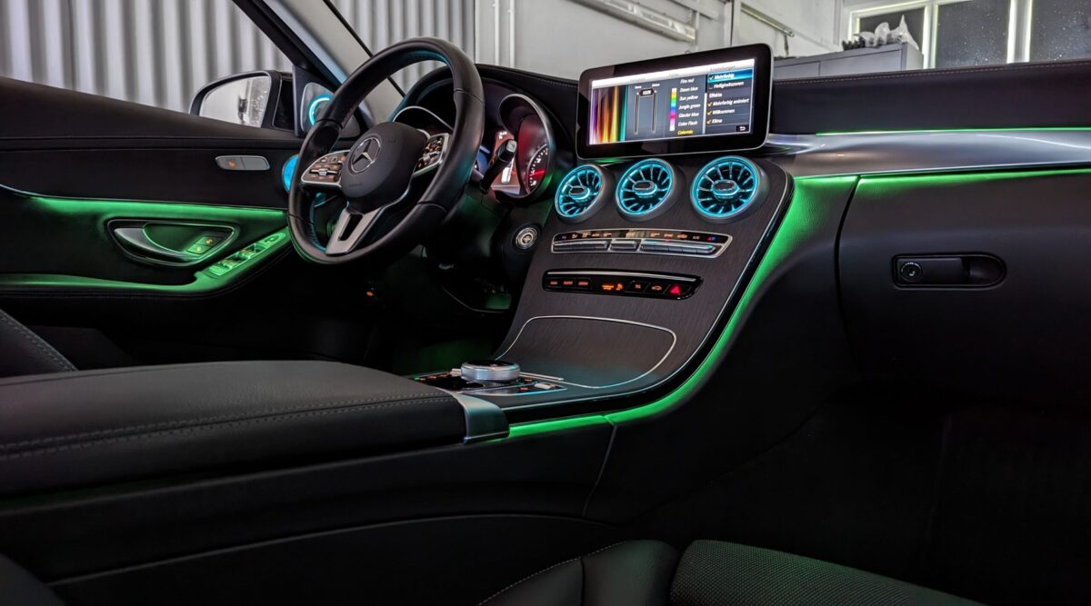 Iluminación Ambiental Mercedes-Benz GLC (2015-2022) - Imagen 14