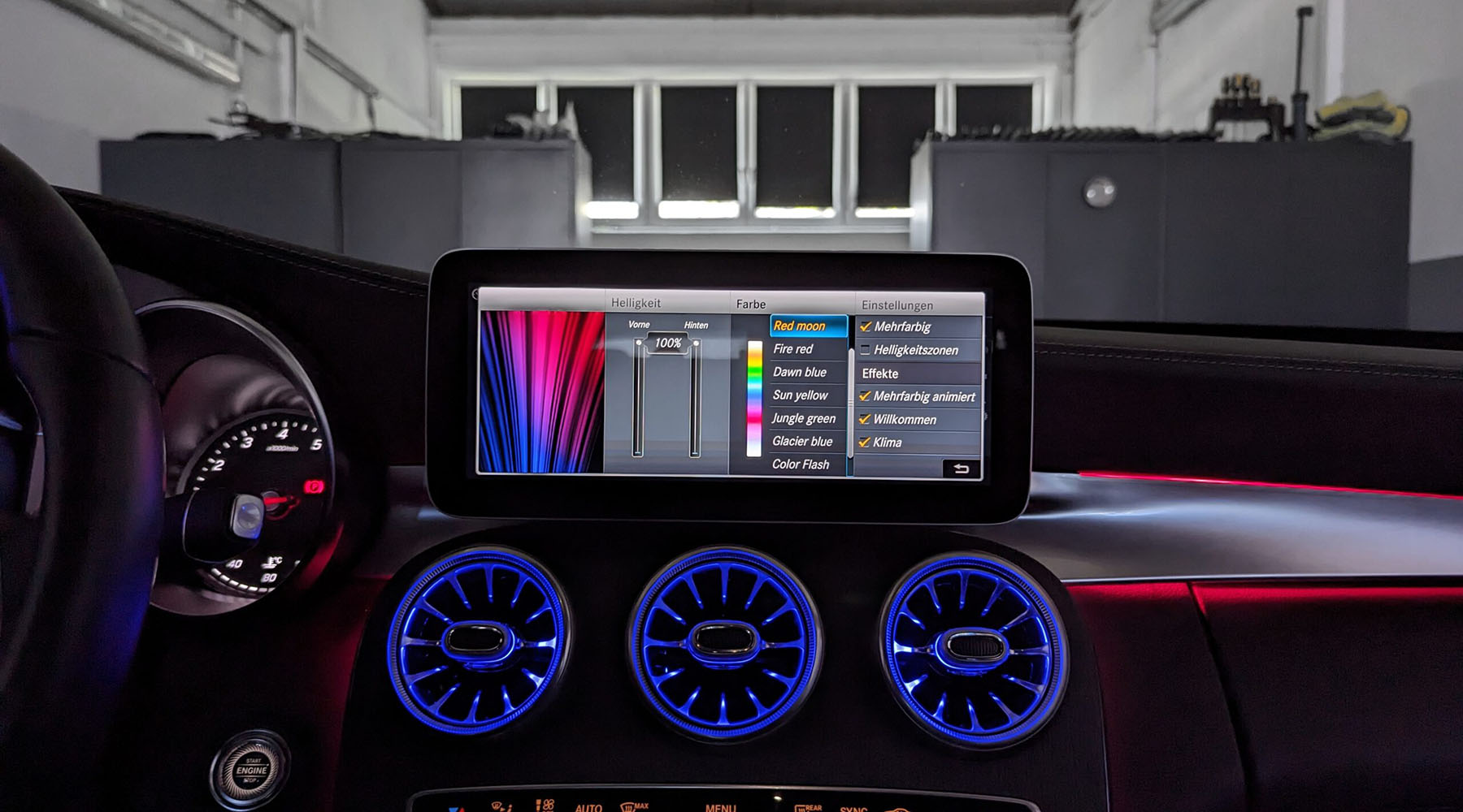 Iluminación Ambiental Mercedes-Benz Clase C (W205) - Imagen 22