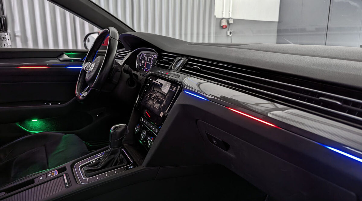 Iluminación Ambiental Volkswagen Tiguan (BW2) - Imagen 6