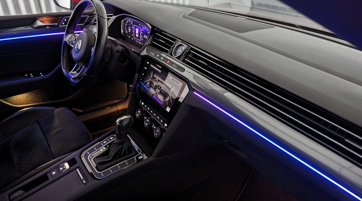 Iluminación Ambiental Volkswagen T-Cross - Imagen 4